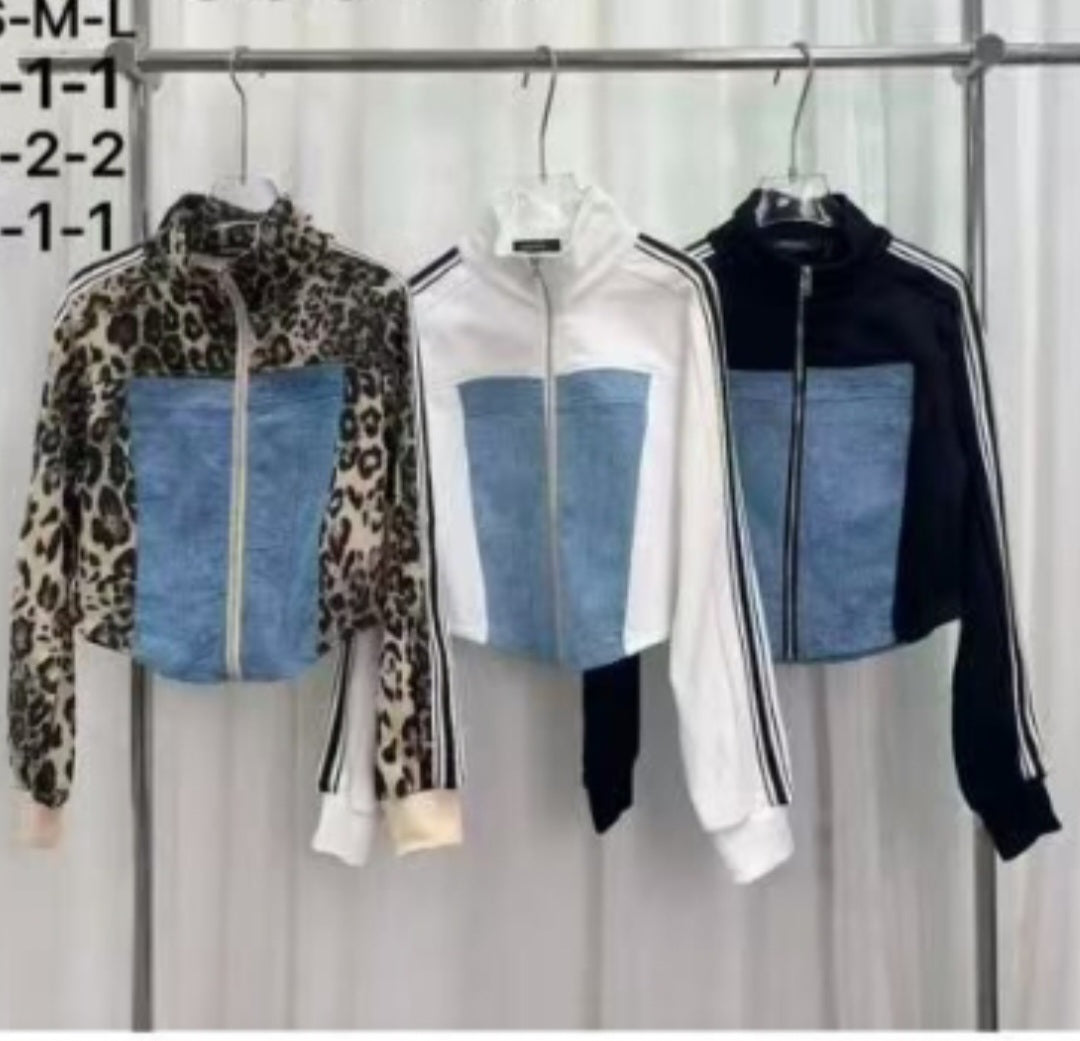 Chaqueta a rallas y jeans